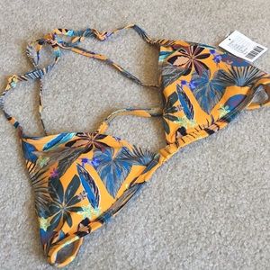 NEW Urban Outfitters bathing suit top